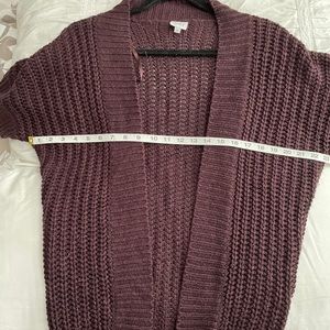 ⭐️5 for $25⭐️ 

Purple shrug